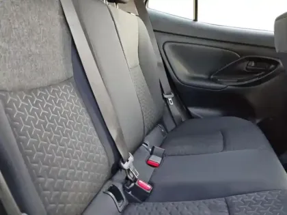 Photo 13 Toyota Yaris  Cross 116h Dynamic Business + Programme Beyond Zero Academy MY22