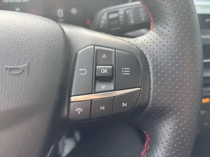 Photo 15 Ford Kuga Gén. III Ph2 ST-Line 5