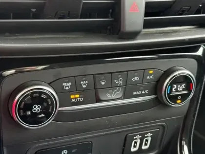 Photo 14 Ford Ecosport  1.0 EcoBoost 125ch Titanium Euro6.2