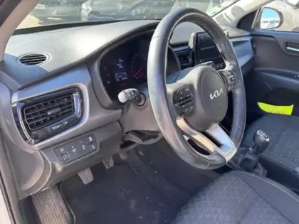 Photo 8 Kia Rio  1.0 T-GDI 100ch Active