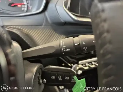 Photo 13 Peugeot 2008  1.5 BlueHDi 110ch S&S Active BUSINESS