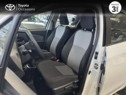 Photo 10 Toyota Yaris  70 VVT-i Ultimate 5p