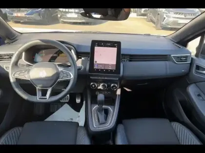 Photo 8 Renault Clio  1.6 E-Tech 145ch full hybrid esprit Alpine - 25