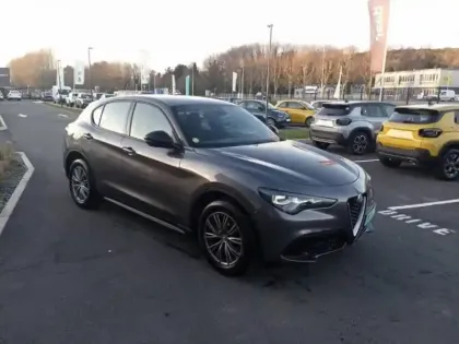 Photo 17 Alfa Romeo Stelvio  2.2 Diesel 160ch Super AT8
