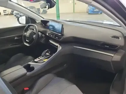 Photo 12 Peugeot 3008  HYBRID 225ch Allure Pack e-EAT8