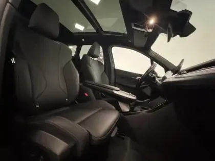 Photo 7 BMW Serie 2 Série 2 ActiveTourer 220i 170ch M Sport DKG7