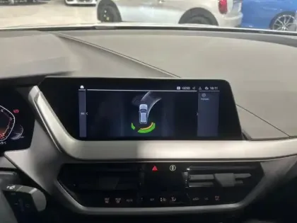 Photo 16 BMW Serie 1 Gén. III (F40) Ph2 Base 5