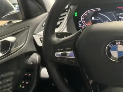 Photo 13 BMW Serie 1 Série 1 116i 109ch