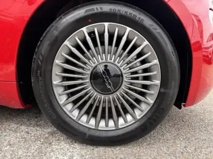 Photo 8 Fiat 500  1.0 FireFly 65ch hybrid Torino