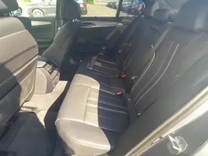 Photo 6 BMW Serie 5 Série 5 530eA xDrive 292ch M Sport Steptronic