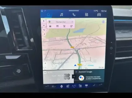 Photo 14 Renault Austral  1.2 E-Tech full hybrid 200ch Iconic- 24