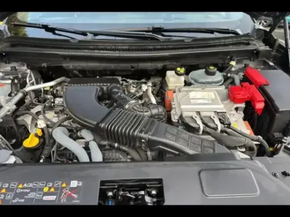 Photo 12 Renault Austral  1.2 E-Tech full hybrid 200ch Iconic- 24