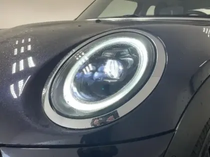 Photo 10 Mini Mini  5 Portes Cooper 136ch Edition Premium Plus BVA7