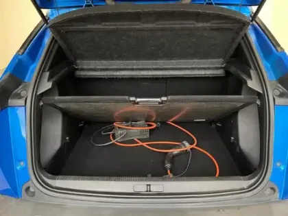 Photo 5 Peugeot 2008 Gén. II Ph1 NG GT Pack 5