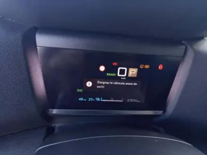 Photo 11 Citroën C4  Moteur électrique 136ch (100 kW) Shine Automatique