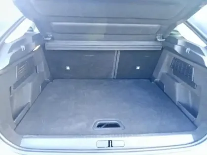 Photo 6 Citroën C4  Moteur électrique 136ch (100 kW) Shine Automatique