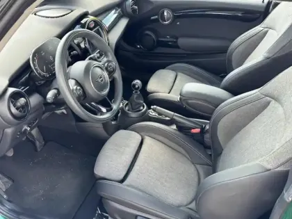 Photo 11 Mini Mini  Cooper 136ch  Edition Greenwich