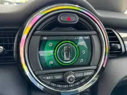 Photo 9 Mini Mini  Cooper 136ch  Edition Greenwich