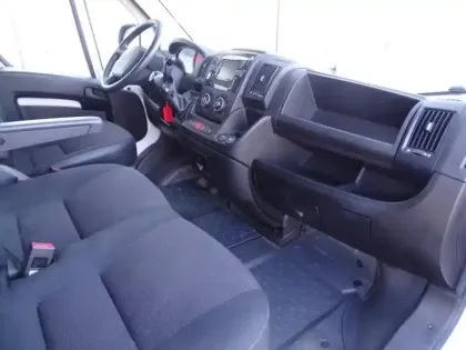 Photo 8 Peugeot Boxer  Fg 335 L3H2 2.2 BlueHDi S&S 140ch Asphalt