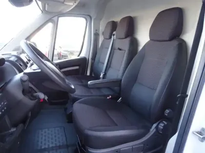 Photo 10 Peugeot Boxer  Fg 335 L3H2 2.2 BlueHDi S&S 140ch Asphalt