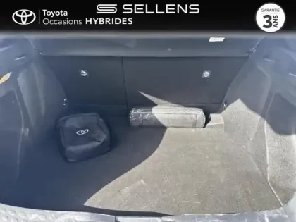 Photo 9 Toyota C-HR  1.8 Hybride 122ch Design E-CVT