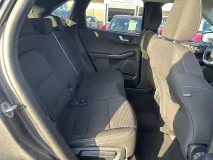 Photo 11 Ford Kuga  2.5 Duratec 190ch FHEV E85 Titanium BVA