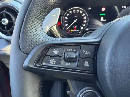 Photo 11 Alfa Romeo Tonale  1.5 Ibrida 175ch Veloce TCT