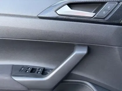 Photo 12 Volkswagen Polo  1.0 TSI 95ch Life Plus