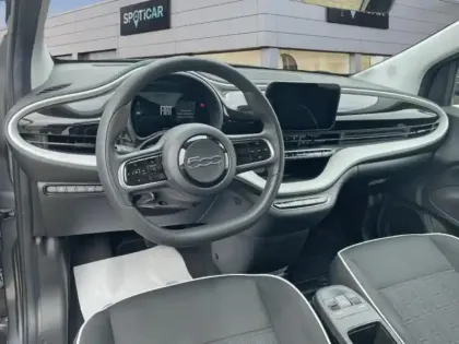 Photo 7 Fiat 500  e 95ch Action