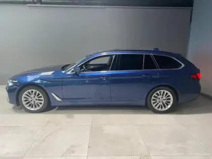 Photo 18 BMW Serie 5 Série 5 Touring 520dA 190ch Luxury Steptronic