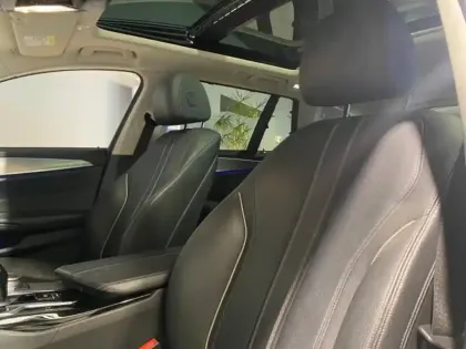 Photo 26 BMW Serie 5 Série 5 Touring 520dA 190ch Luxury Steptronic