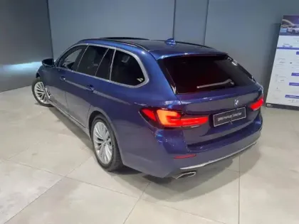Photo 15 BMW Serie 5 Série 5 Touring 520dA 190ch Luxury Steptronic