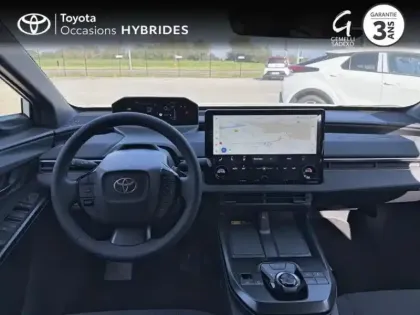 Photo 7 Toyota C-HR + 224ch 77kWh Design Grande Autonomie