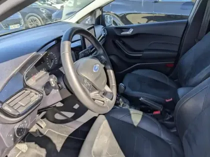 Photo 8 Ford Fiesta Gén. V Ph2 Titanium X 5