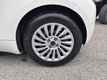 Photo 10 Fiat 500  e 118ch Pack Confort & Style & Tech MY23