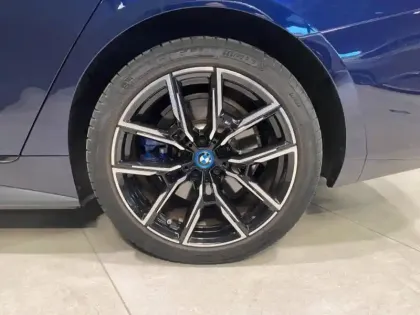 Photo 8 BMW I4  eDrive40 340ch M Sport