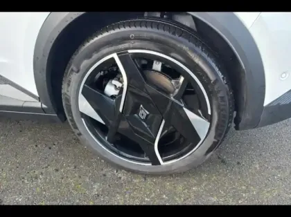 Photo 12 Renault Scenic  E-Tech Electric 220ch Techno option Iconic grande autonomie -25