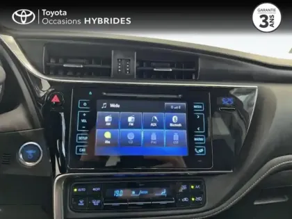 Photo 14 Toyota Auris  HSD 136h TechnoLine