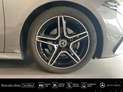 Photo 13 Mercedes Classe A  200 d 150ch AMG Line 8G-DCT