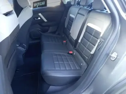 Photo 10 Citroën C4  1.2 Hybride 136ch S&S MAX Automatique