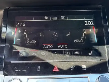 Photo 11 Audi E-tron  50 313ch Avus e-quattro