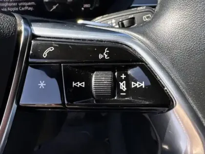 Photo 5 Audi E-tron  50 313ch Avus e-quattro