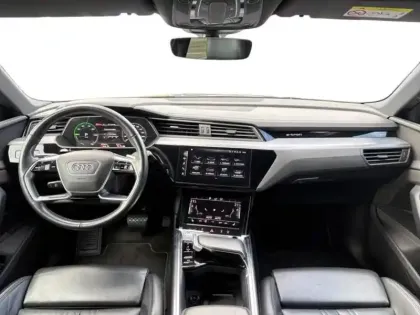 Photo 41 Audi E-tron  50 313ch Avus e-quattro