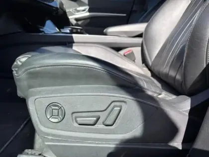 Photo 9 Audi E-tron  50 313ch Avus e-quattro