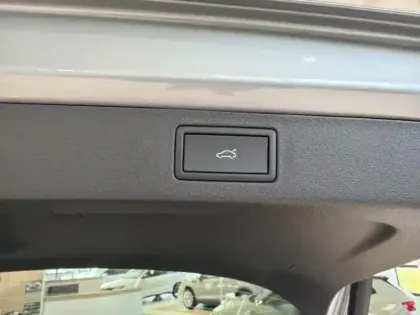 Photo 8 Skoda Kamiq  1.0 TSI Evo 2 116ch Clever Edition DSG7