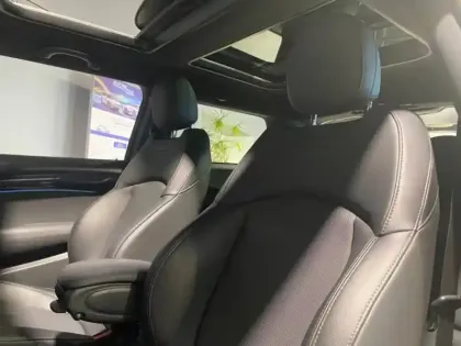 Photo 12 Mini Mini  Cooper SE 184ch Edition Camden BVA 5CV