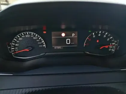 Photo 11 Peugeot 2008  1.2 PureTech 130ch S&S Allure EAT8