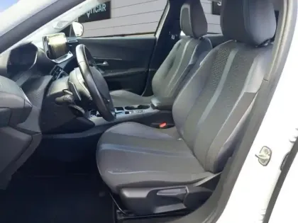 Photo 9 Peugeot 2008  1.2 PureTech 130ch S&S Allure EAT8