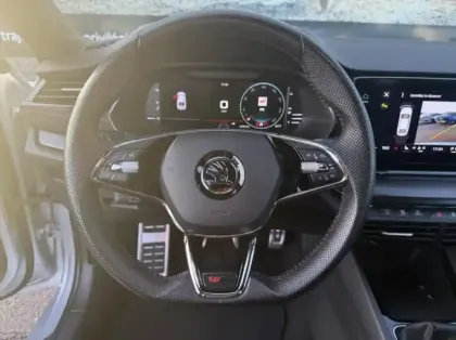 Photo 11 Skoda Octavia  2.0 TSI 245ch RS Euro6d-AP