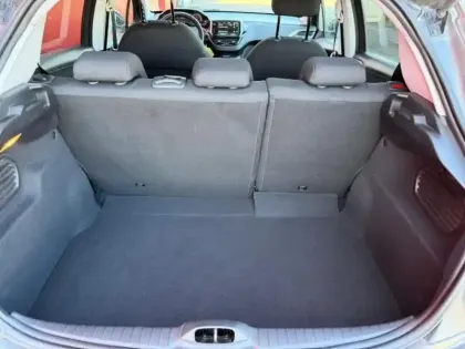 Photo 9 Peugeot 208  1.2 Essence 82ch E6.c Signature 5p